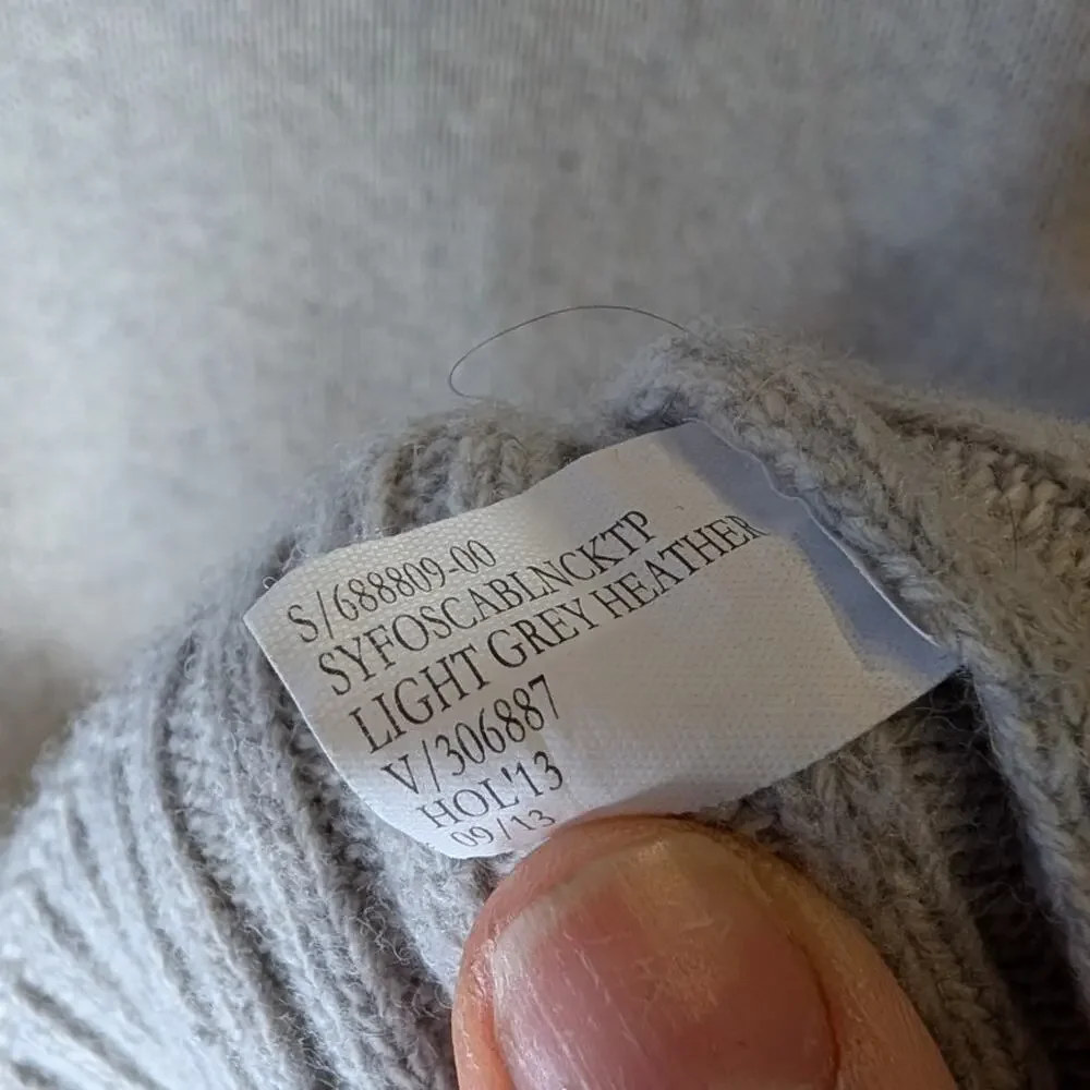 Banana Republic Italian Yarn Cowl Neck Sweater Women's M Grey Cashmere Merino - Picture 4 of 8